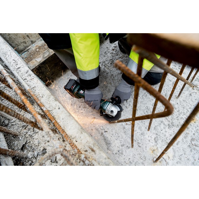 METABO Cordless Angle Grinder W 18 L 9-125 3