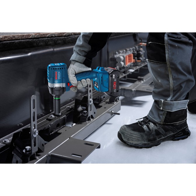 BOSCH 18V Cordless Impact Wrench IDS 18V-650 T 5