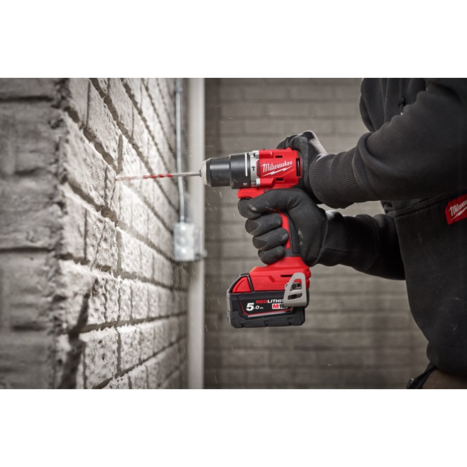 MILWAUKEE Cordless Percussion Drill Set M18 BLPDRC-422C 1