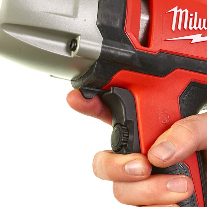 MILWAUKEE Impact Wrench IPWE 520 R 5