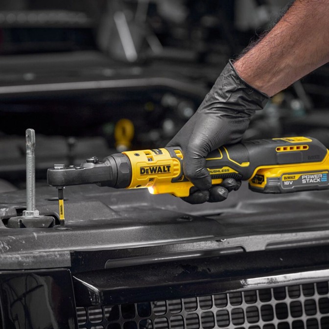 DEWALT 18V Sealed Head Ratchet DCF520N 6