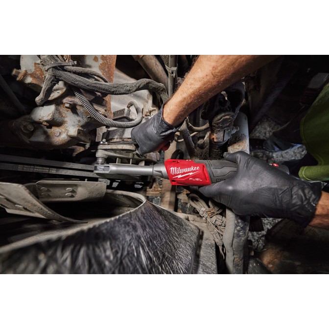 MILWAUKEE M12 FUEL Cordless Pass-Through Ratchet 5