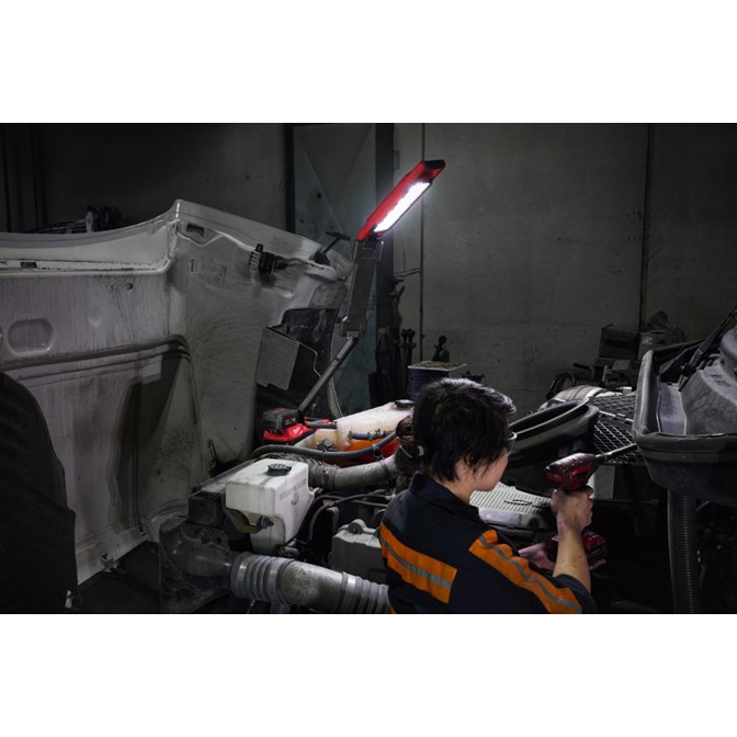 MILWAUKEE M18 Cordless Area Boom Light 8