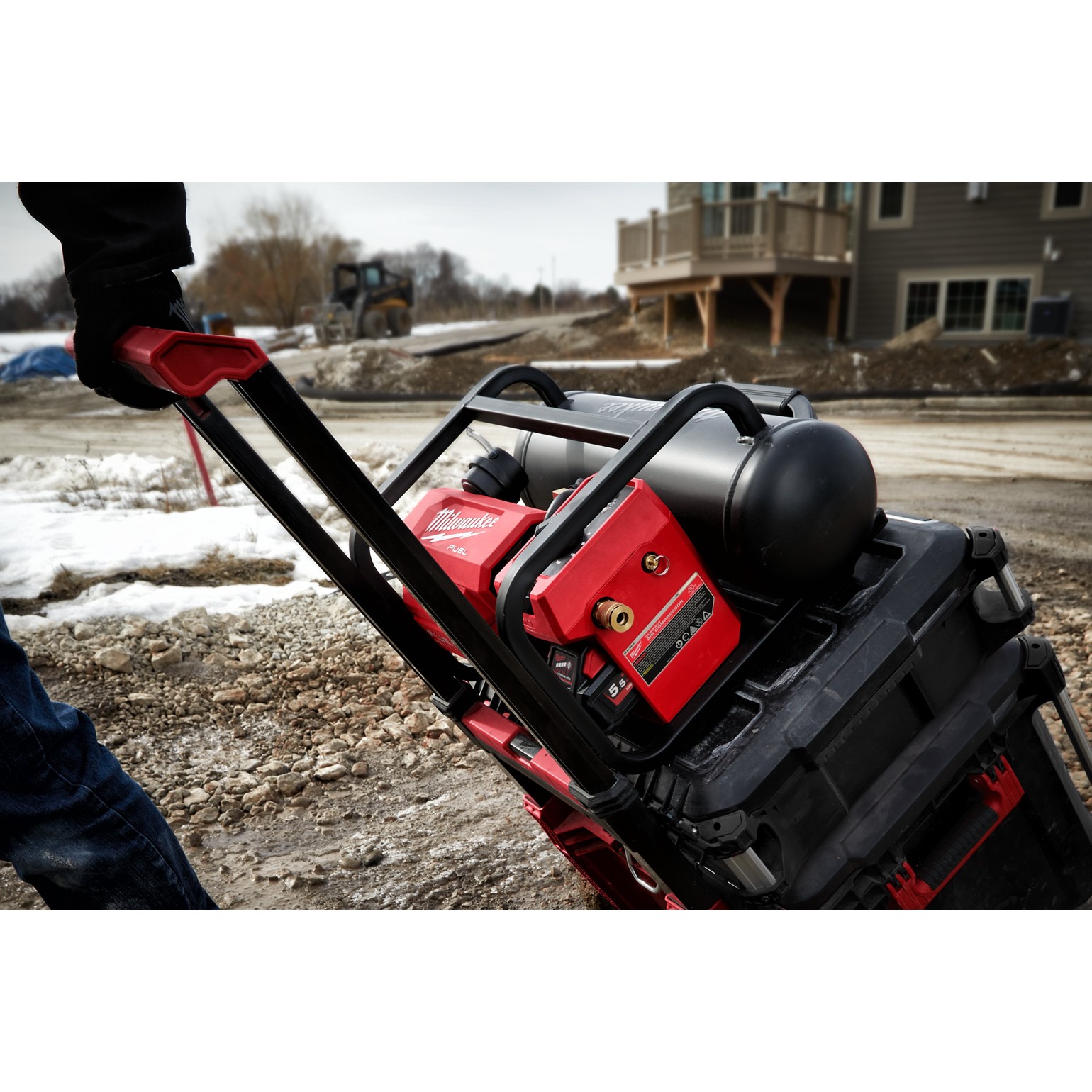 MILWAUKEE M18 FUEL Cordless Air Compressor 14