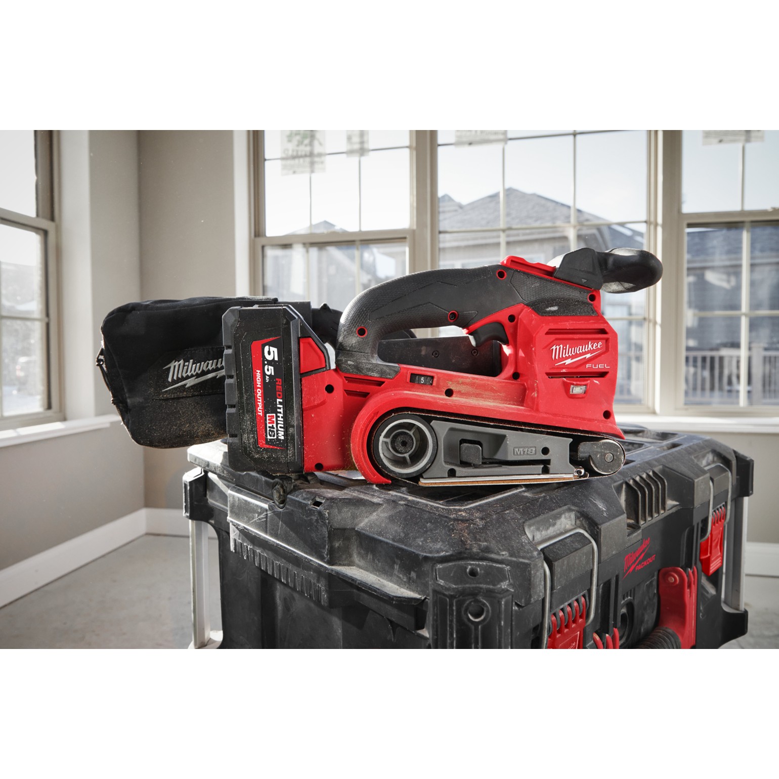 MILWAUKEE M18 FUEL Cordless Belt Sander 75mm 8