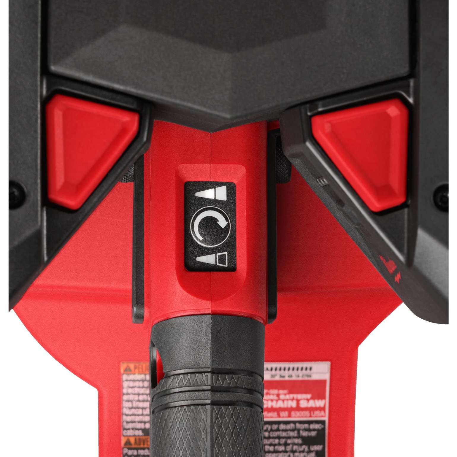 MILWAUKEE M18 FUEL Cordless Dual Battery Chainsaw 7