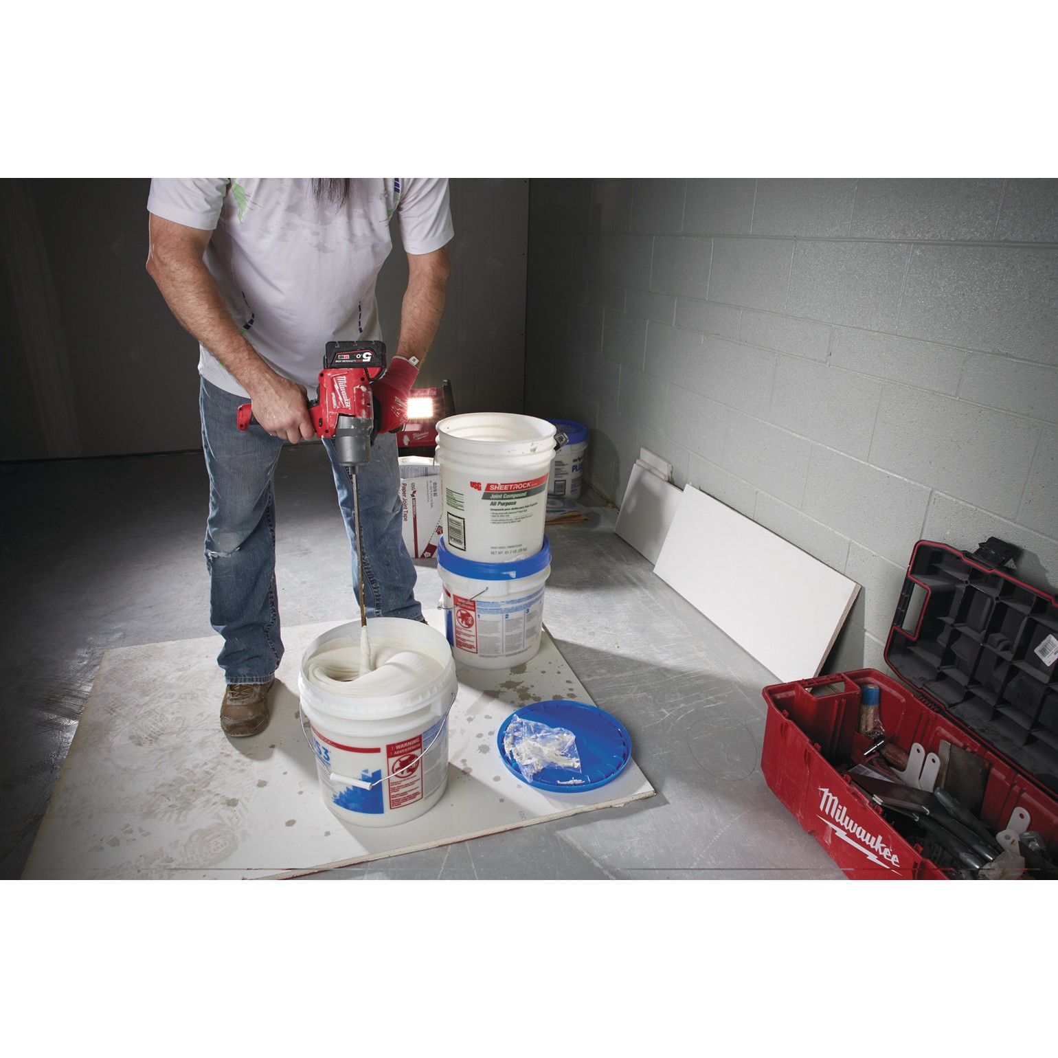 MILWAUKEE M18 FUEL Cordless Paddle Mixer 11