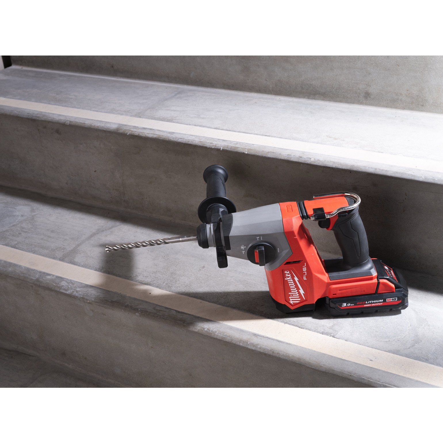 MILWAUKEE M18 FUEL Cordless Rotary Hammer 16mm 5