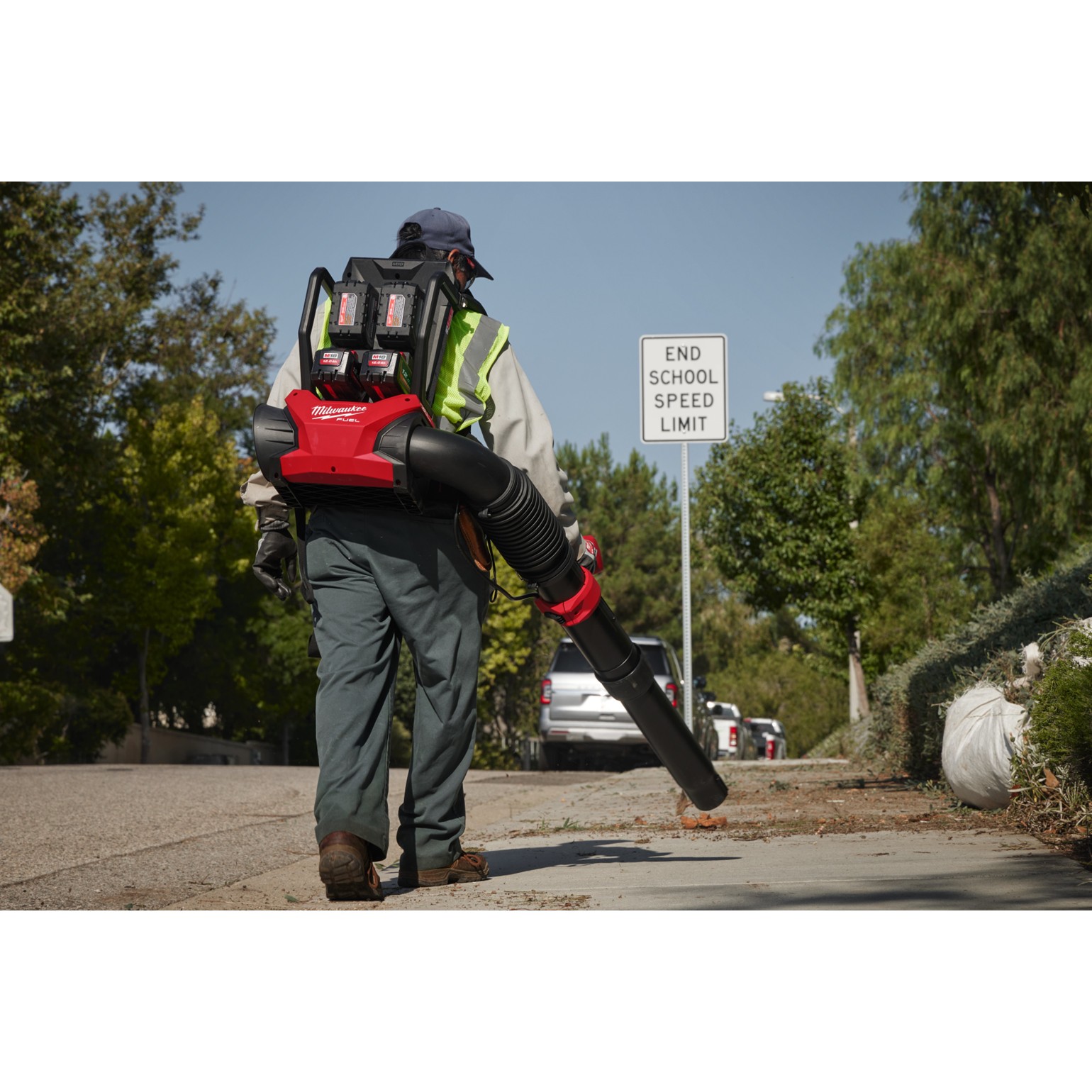 MILWAUKEE M18 FUEL Dual Battery Backpack Blower 8