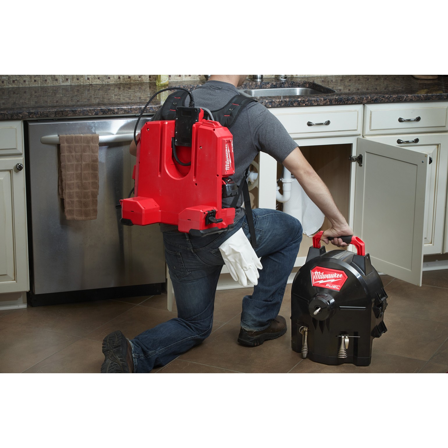 MILWAUKEE M18 FUEL Free Standing Drain Cleaner 2