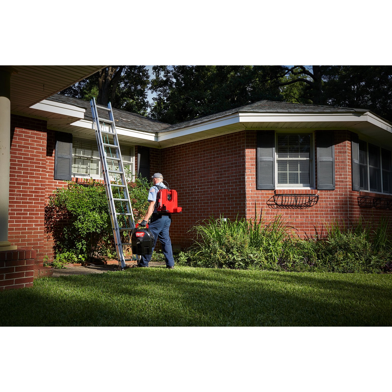 MILWAUKEE M18 FUEL Free Standing Drain Cleaner 5