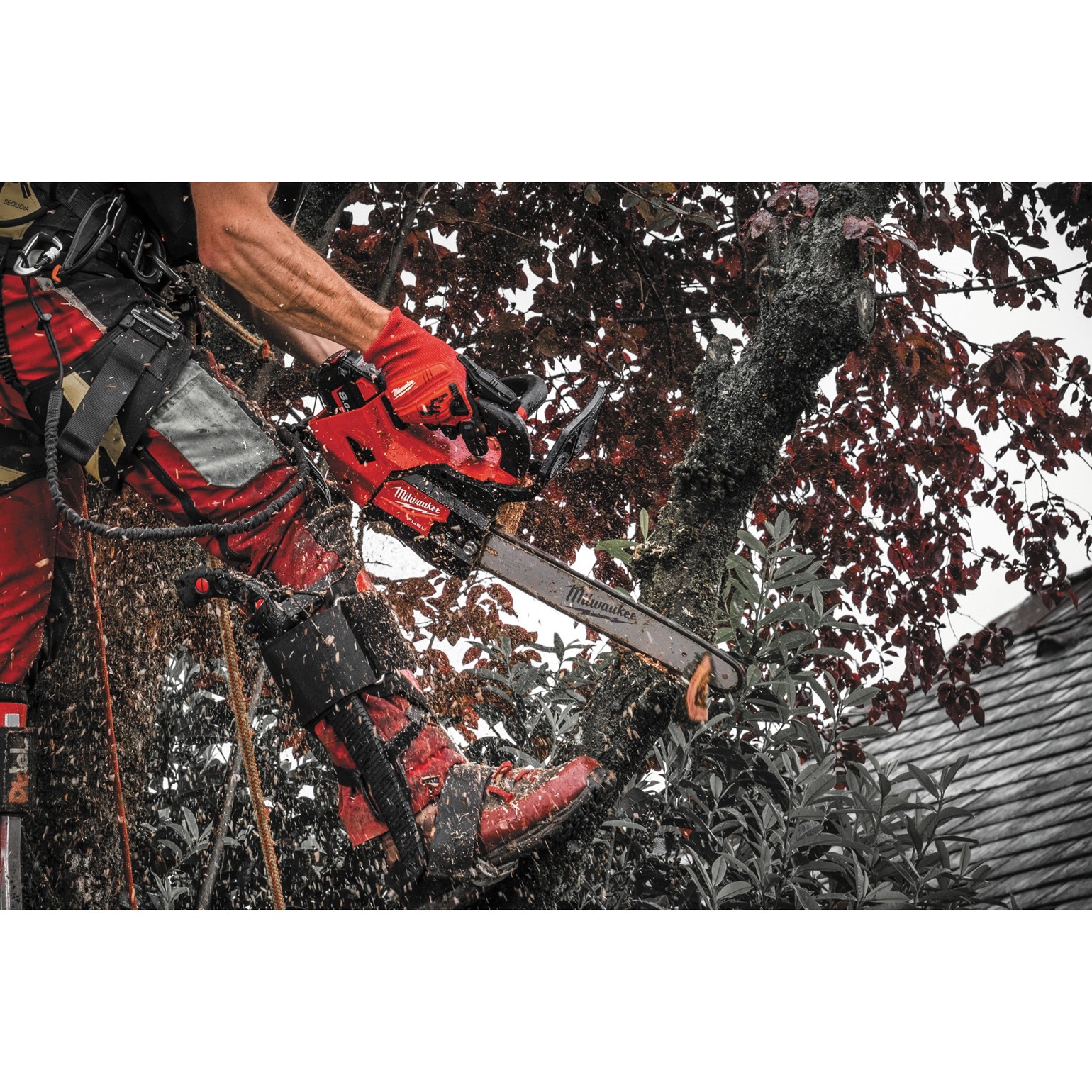 MILWAUKEE M18 FUEL Top Handle Chainsaw 35cm 10